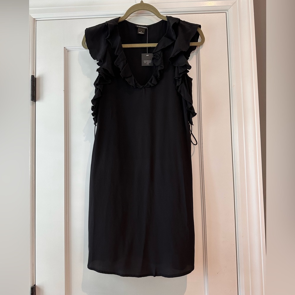 Club Monaco dress, size 2. Brand new with tags.